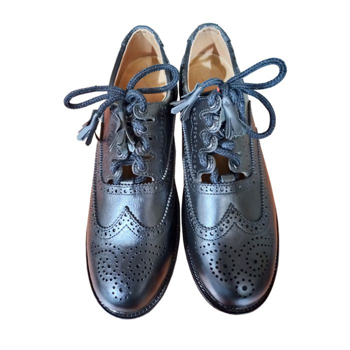 black ghillie brogues